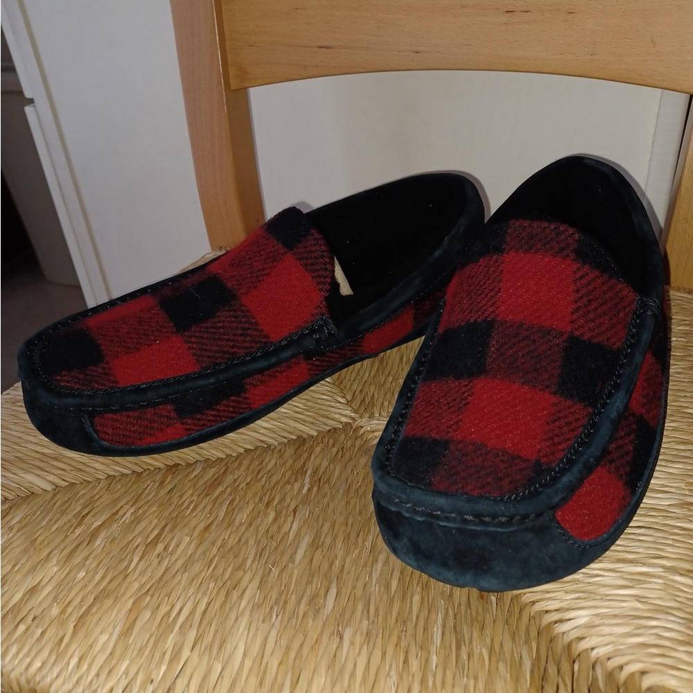 Brand New UGG Red and Black Plaid Men's Loafers - Ascot Plaid Slippers